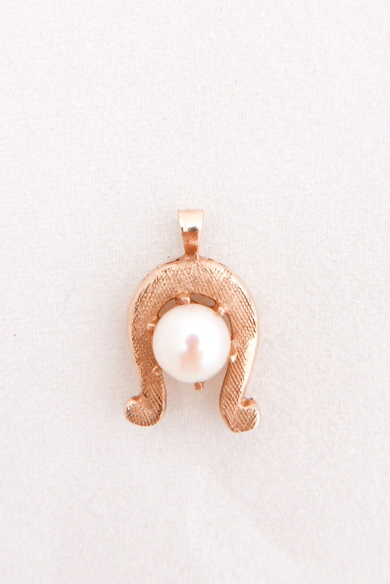 14K Lucky Pearl Horseshoe Pendant