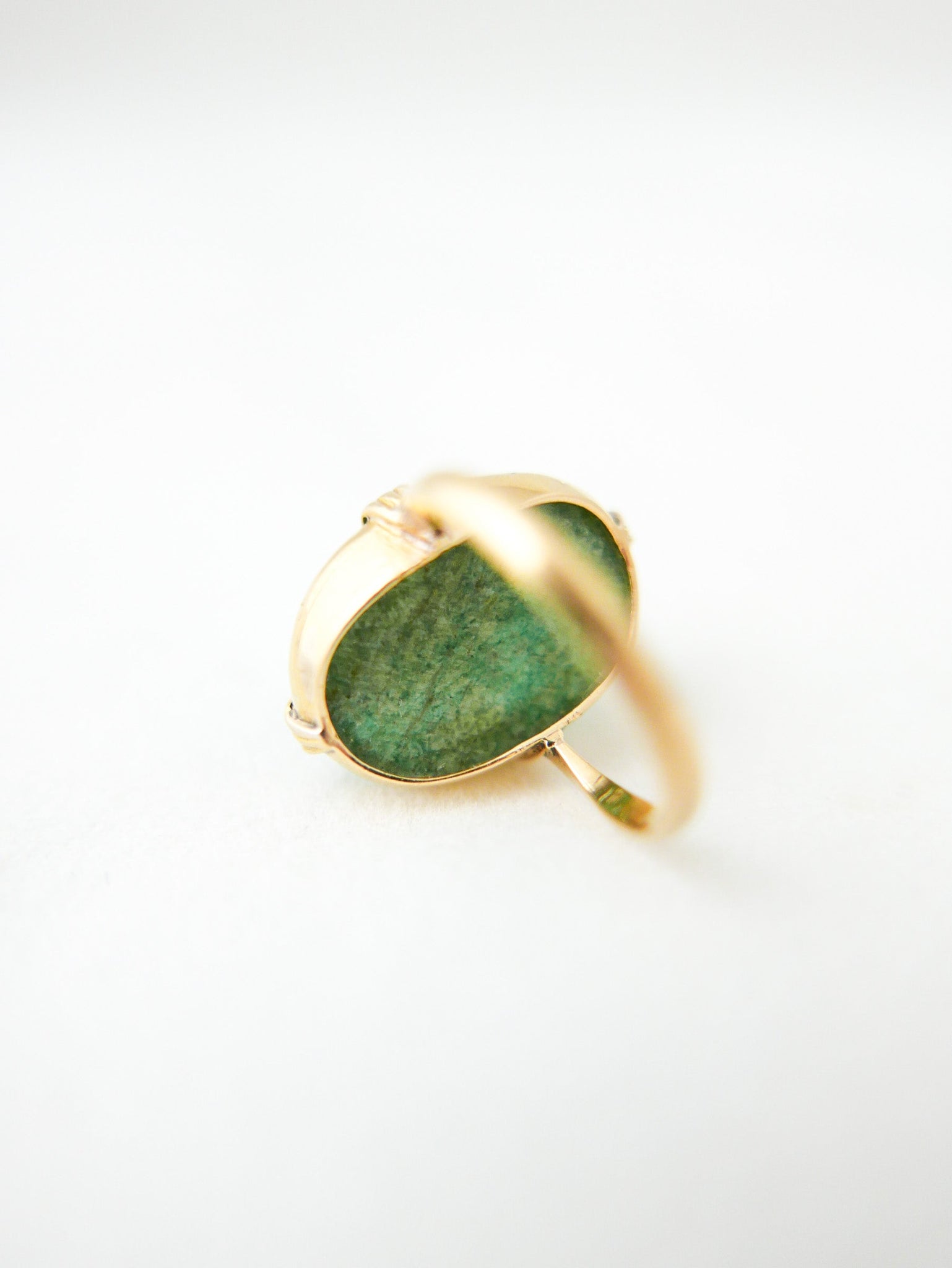 Antique Jade & 18k Gold Ring