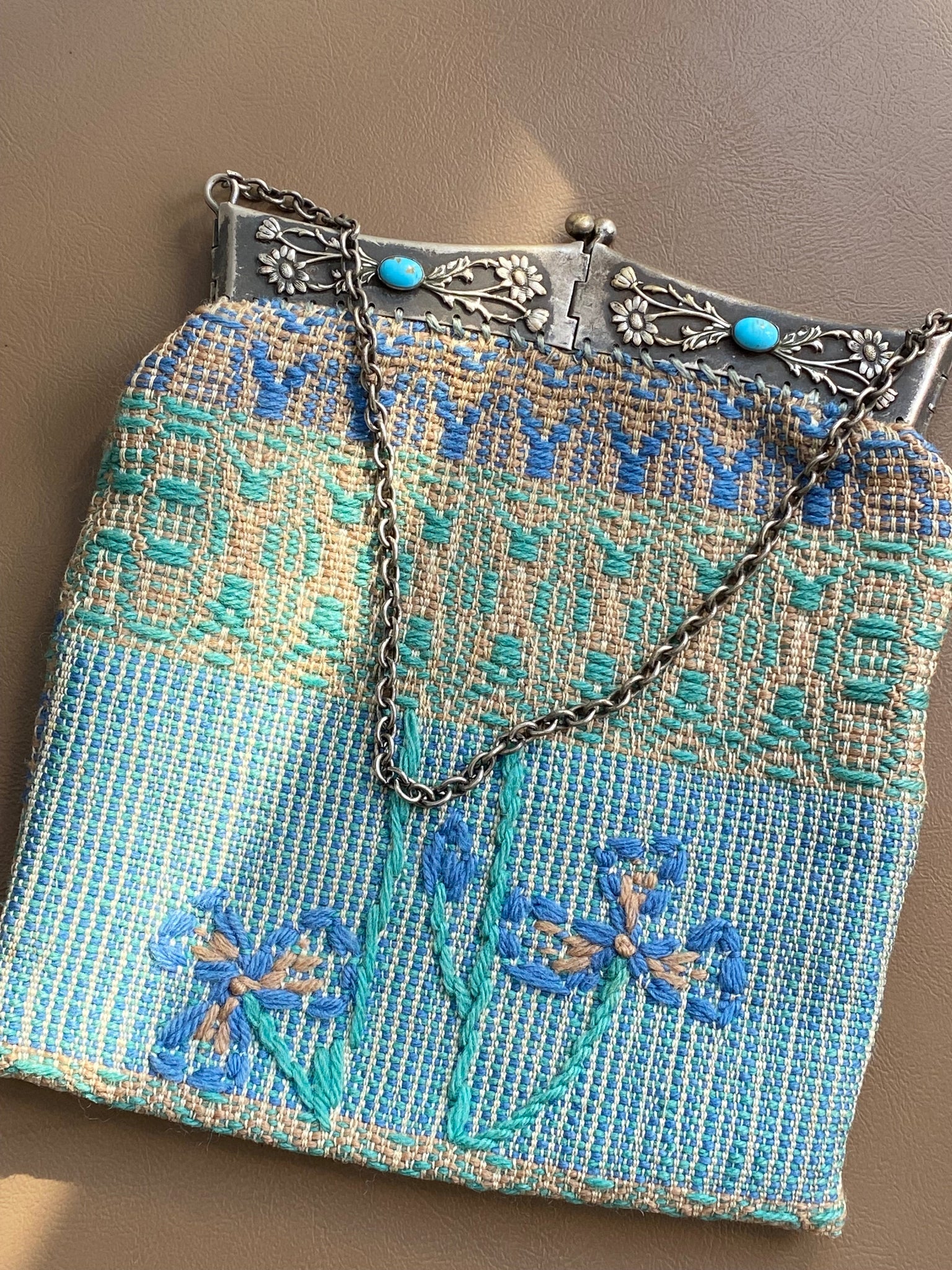 Forget-Me-Not Floral Frame Purse