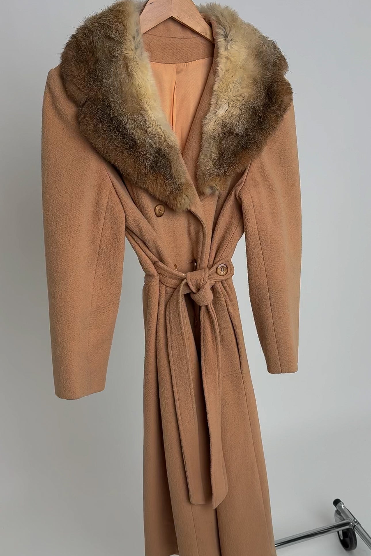 Vintage Tan Wool Double Breasted Fur Collar Coat