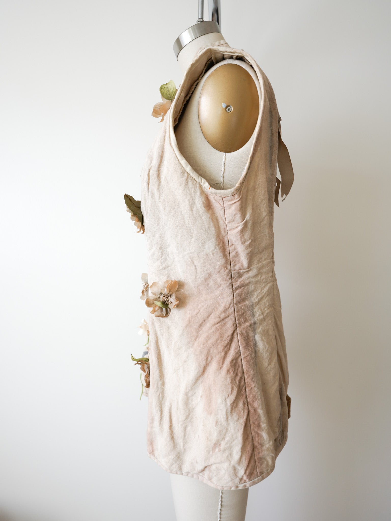 Carny Studio Run(a)way Flowers Top