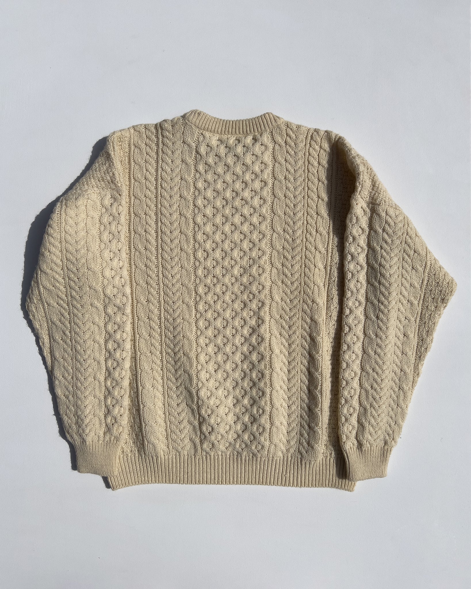 VINTAGE CARRAIG DON ARAN / FISHERMAN SWEATER