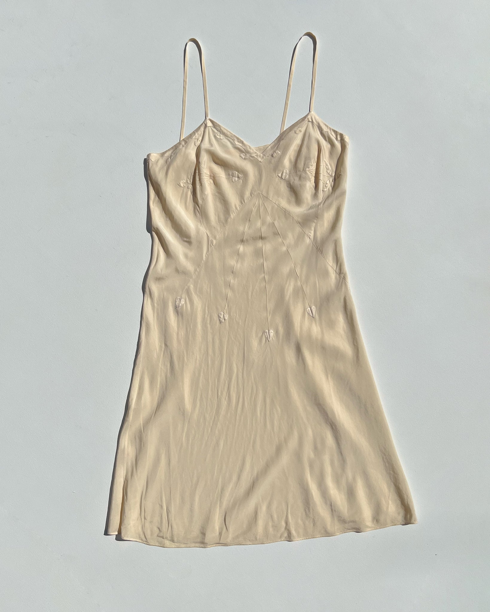 1930S HAND ENBROIDERED SILK SLIP DRESS