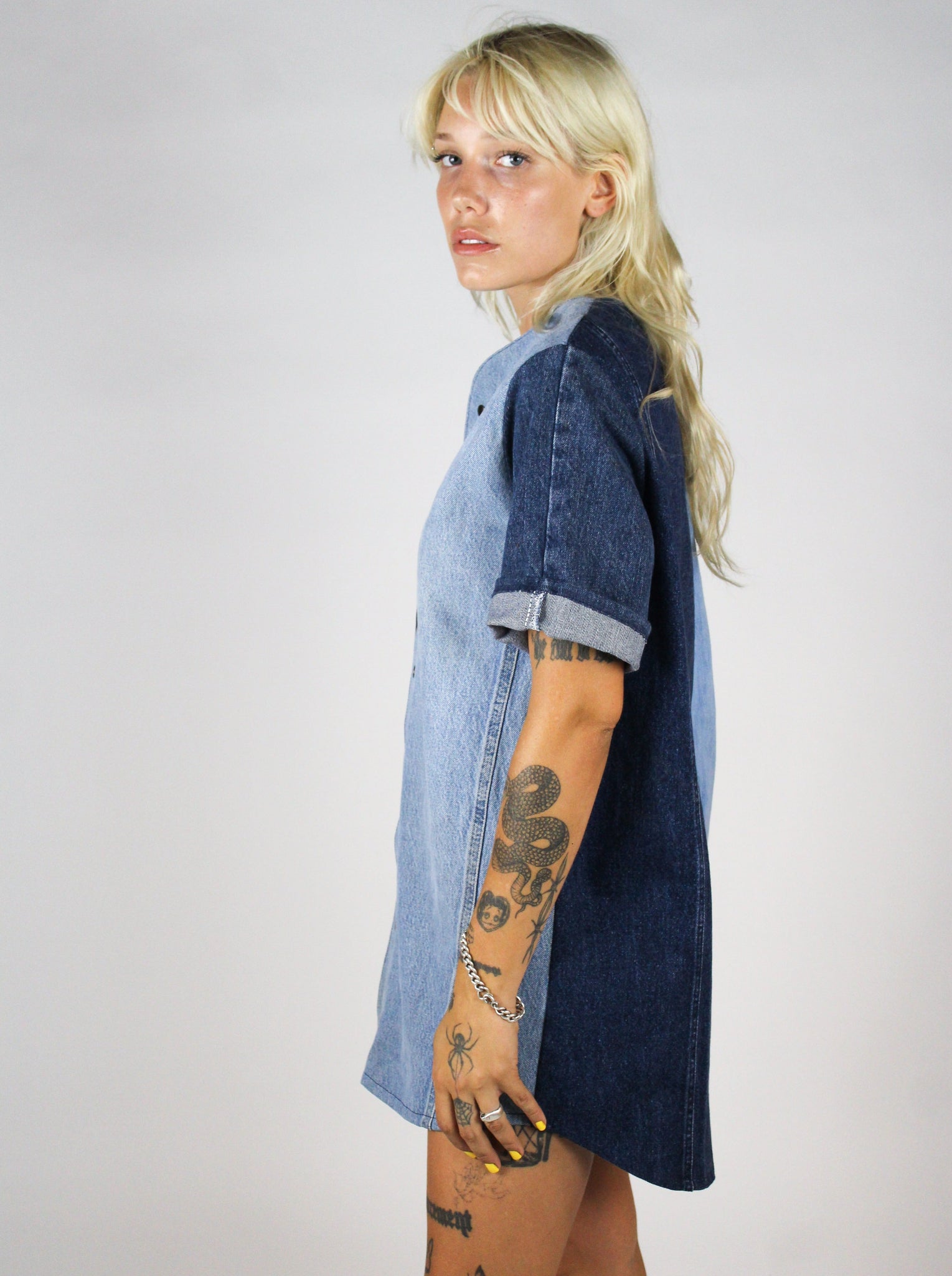 THE DENIM BASEBALL TEE