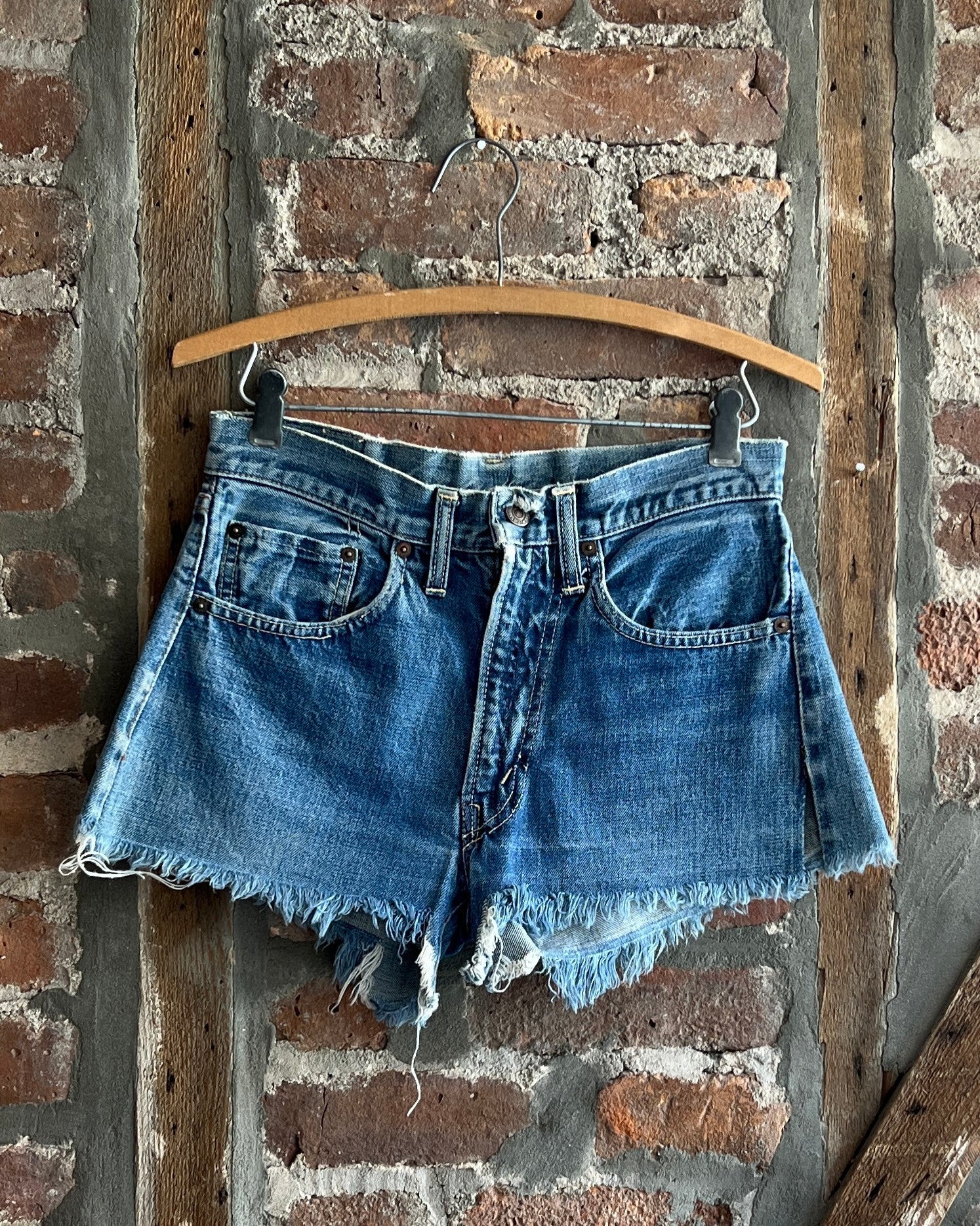 Levi's Cutoffs