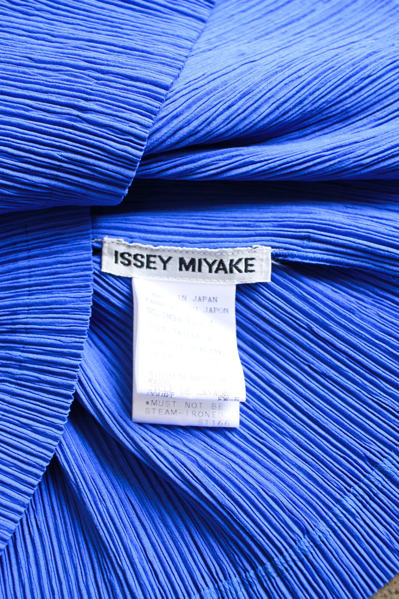 1990s Issey Miyake Cobalt Embossed Plissé Skirt Set