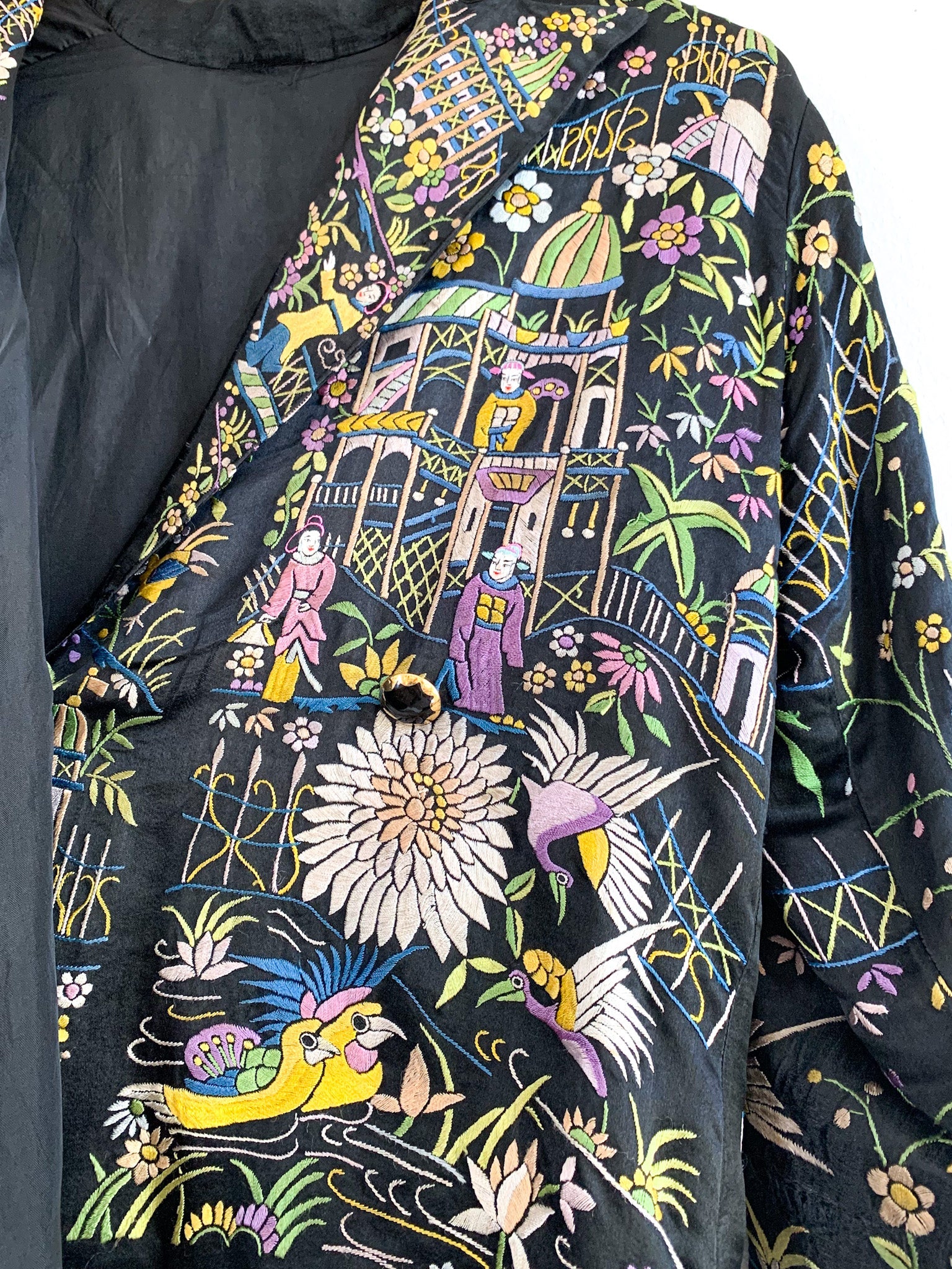 1920's Silk Chinoiserie Embroidered Jacket