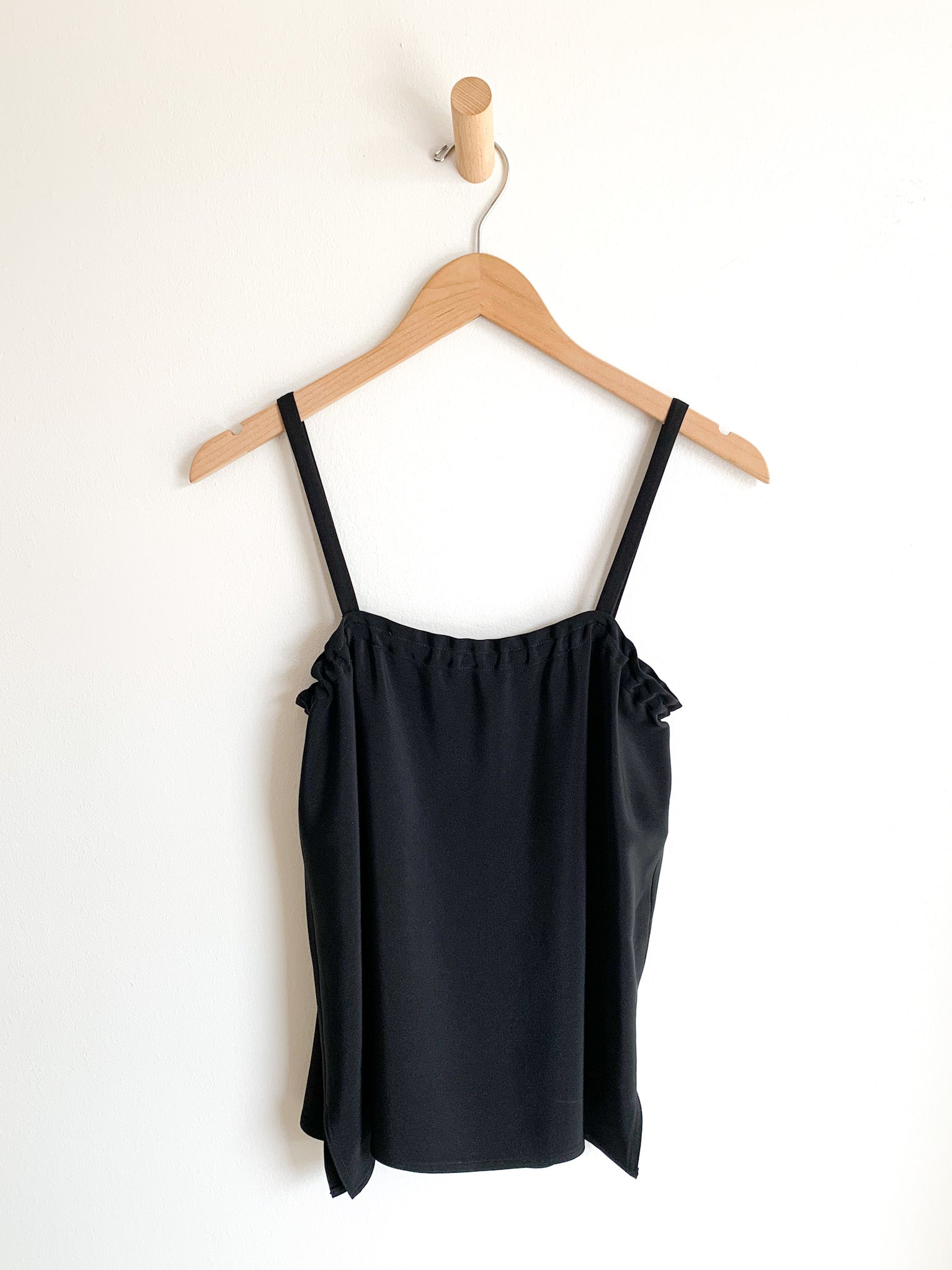 1980's Minimalist Strappy Top