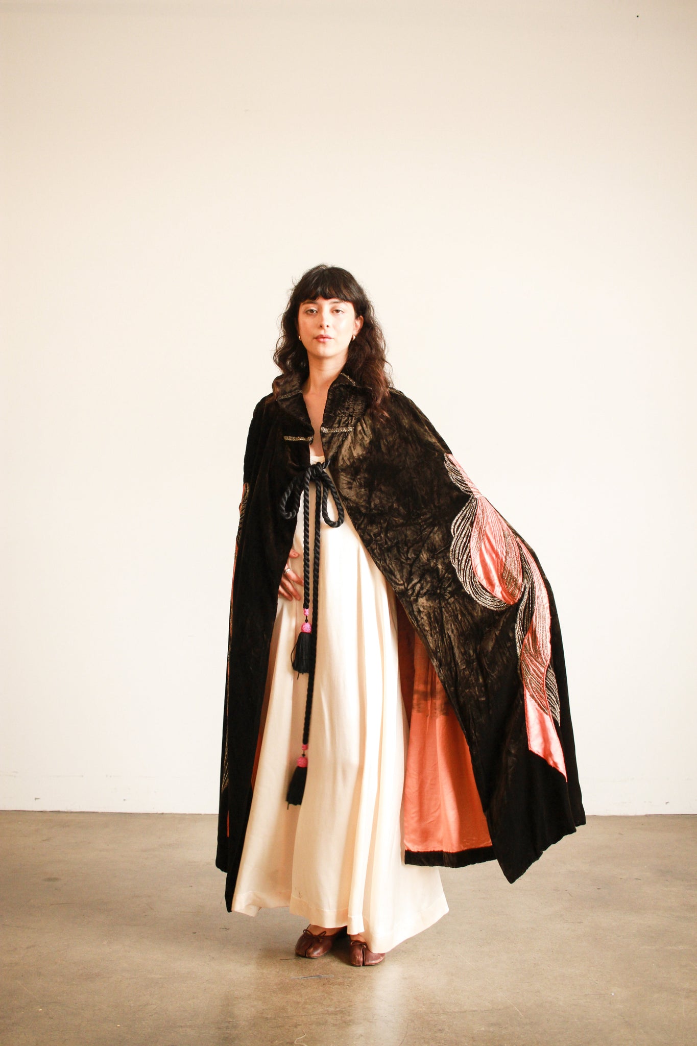 1920s Chocolate Brown Silk Velvet Lamé Ribbon Opera Cape