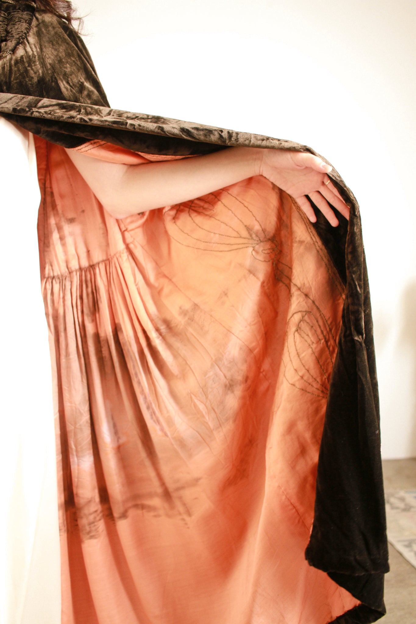 1920s Chocolate Brown Silk Velvet Lamé Ribbon Opera Cape