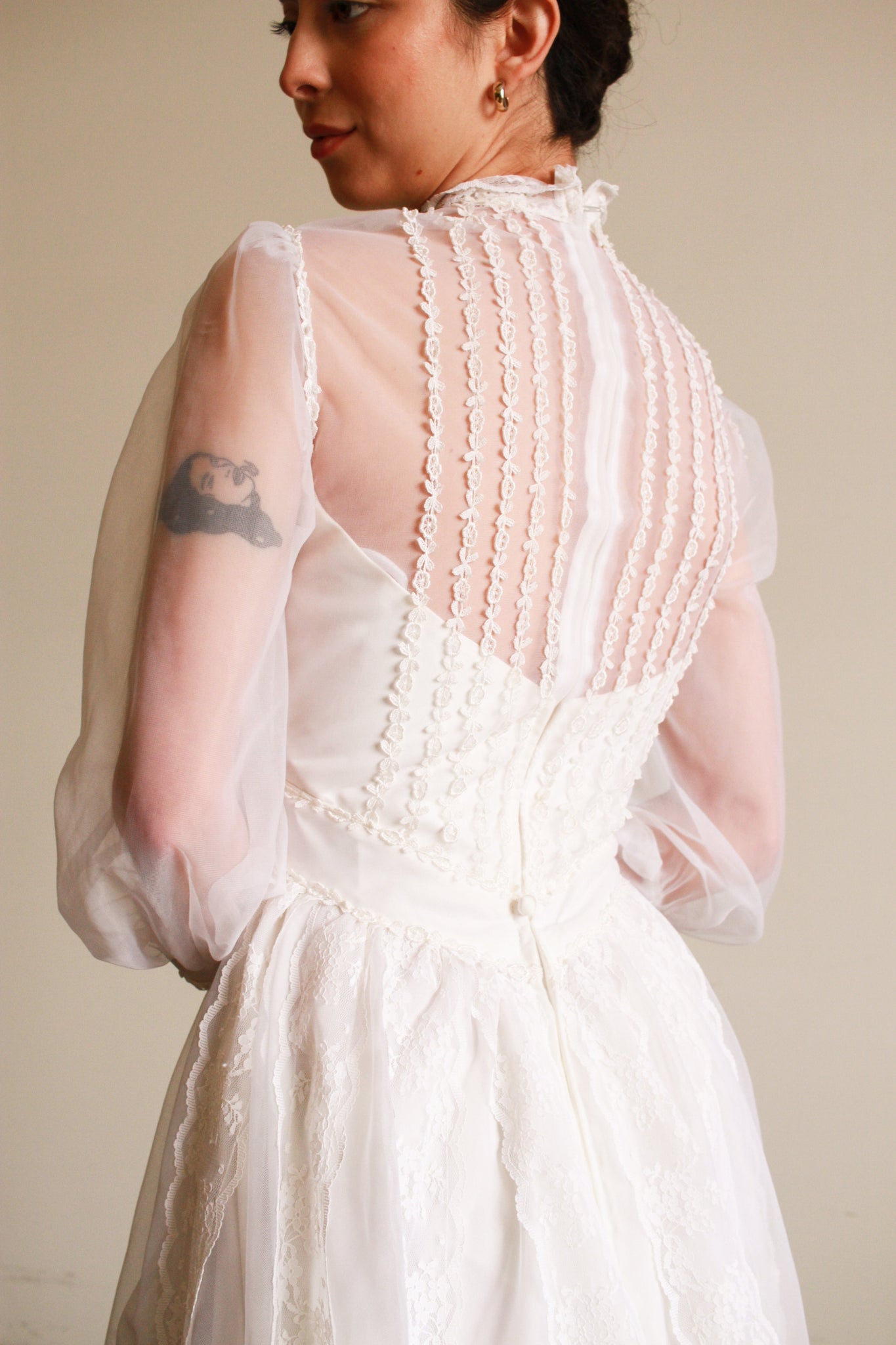 1960s White Balloon Sleeve Pleated Wedding Gown