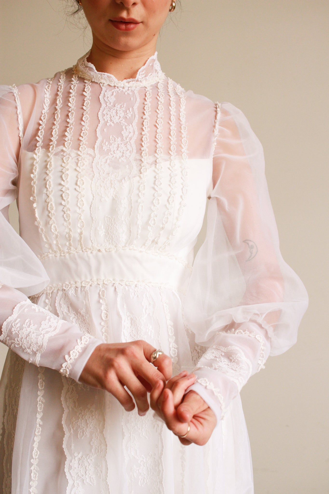 1960s White Balloon Sleeve Pleated Wedding Gown