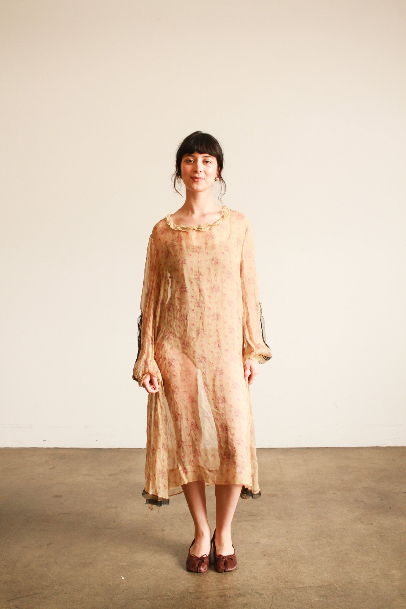 1920s Beige Silk Chiffon Print Long Sleeve Dress