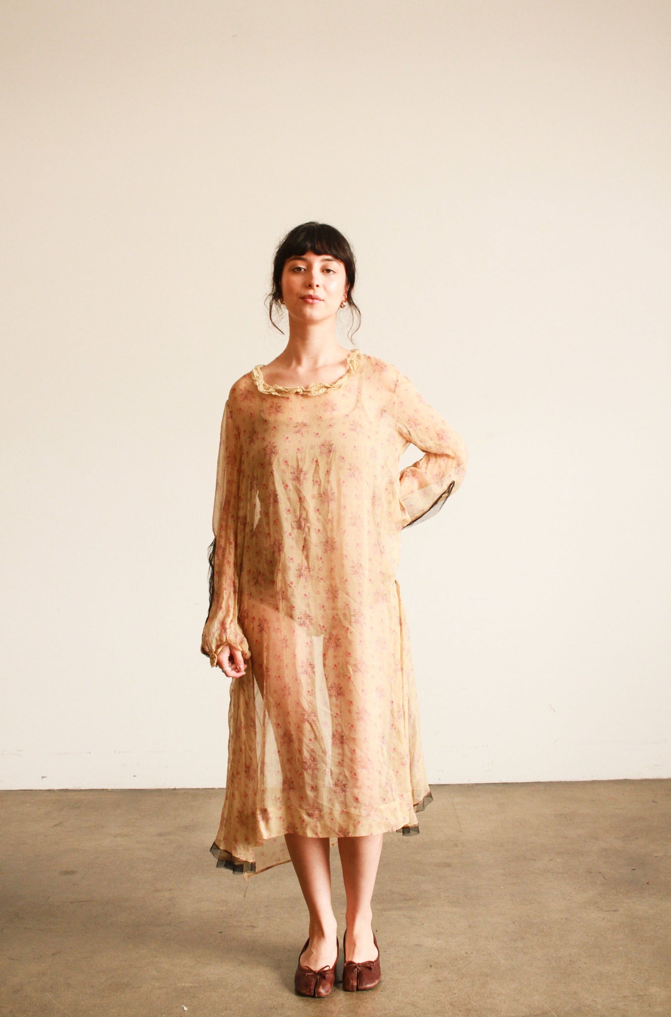 1920s Beige Silk Chiffon Print Long Sleeve Dress