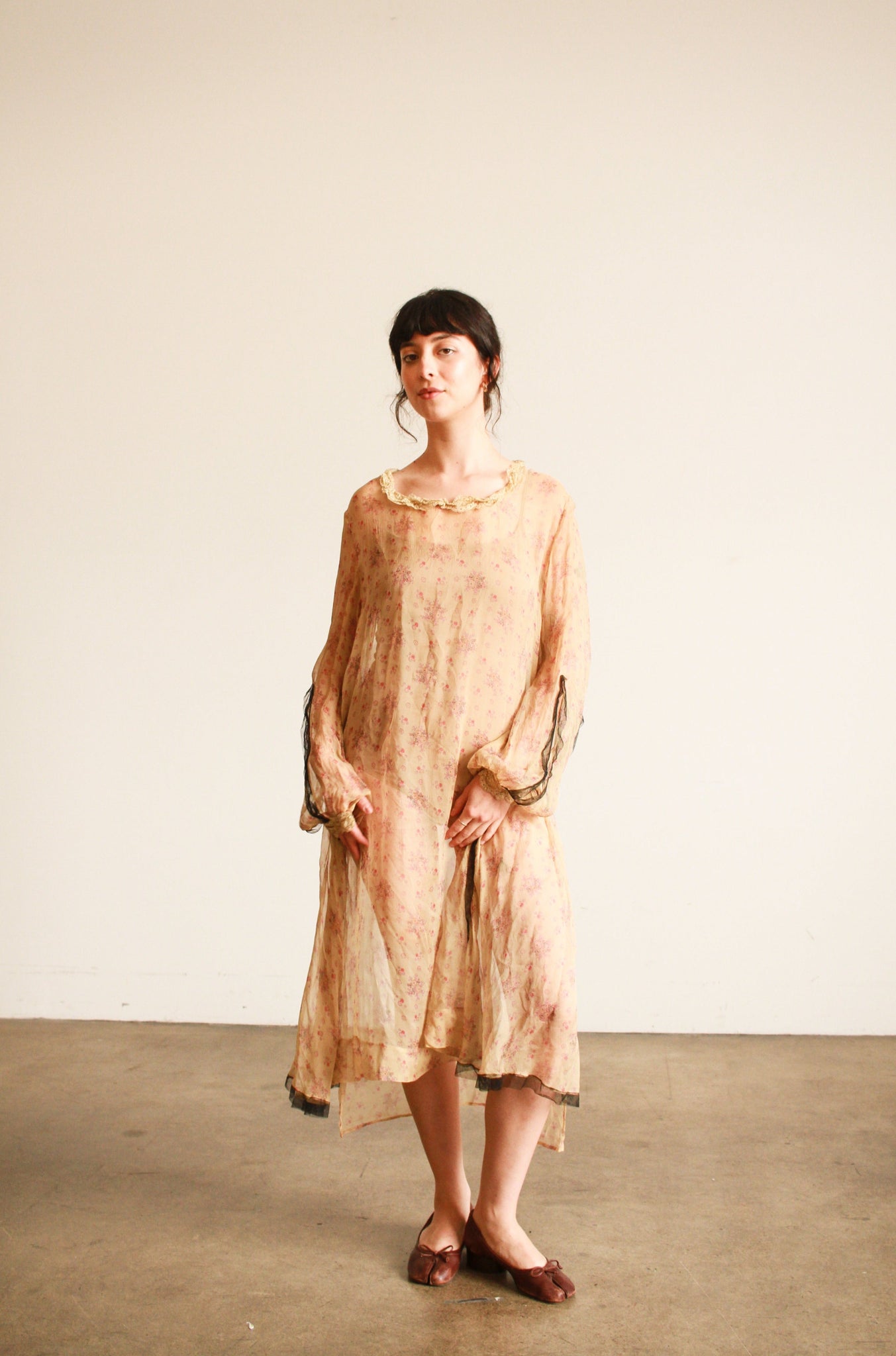 1920s Beige Silk Chiffon Print Long Sleeve Dress