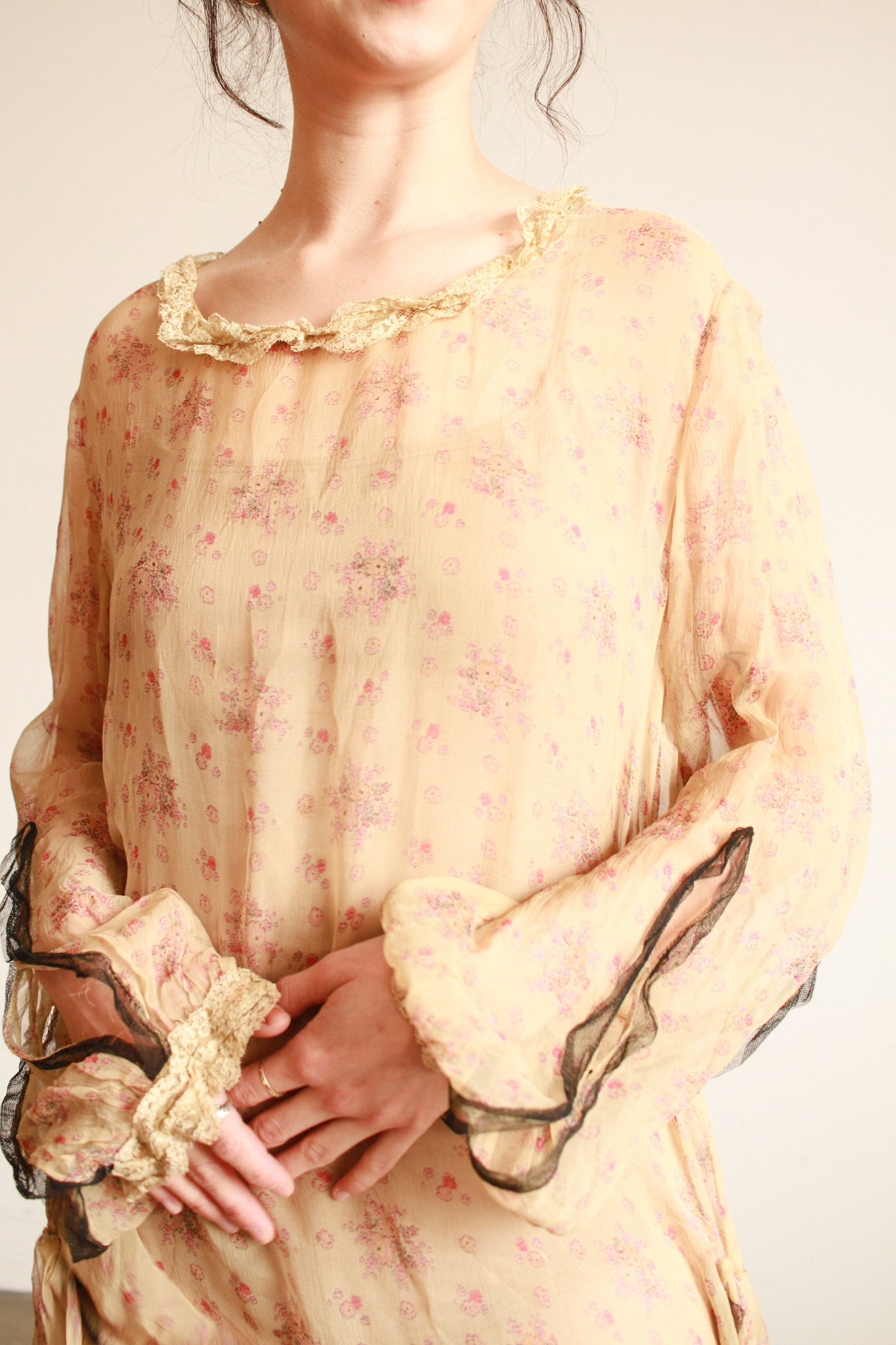 1920s Beige Silk Chiffon Print Long Sleeve Dress