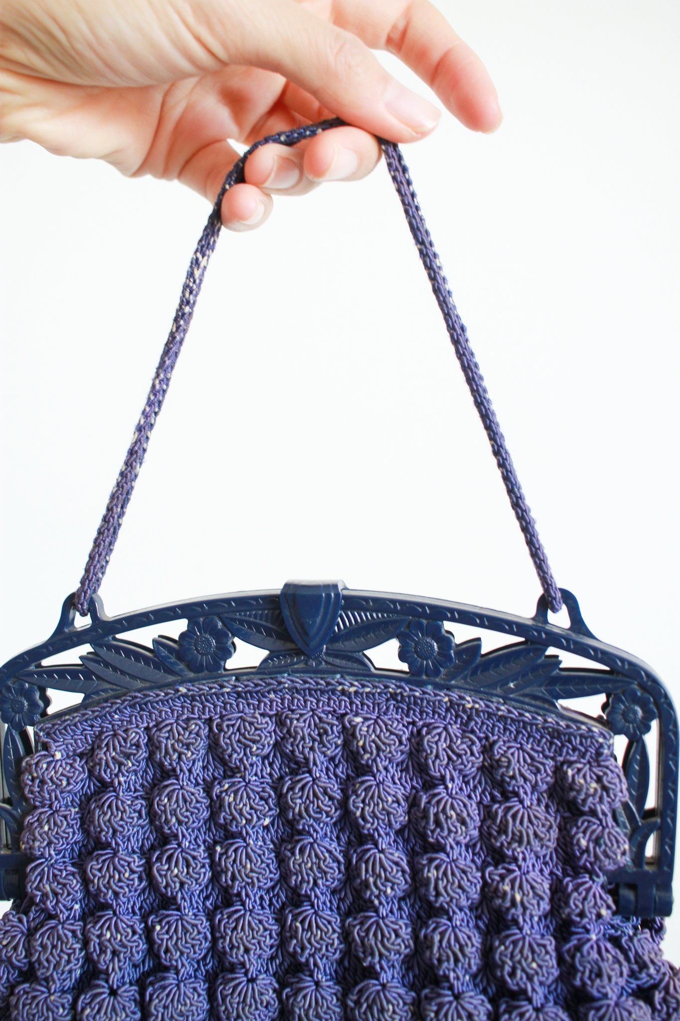 1930s Voilet Berry Knit Handbag