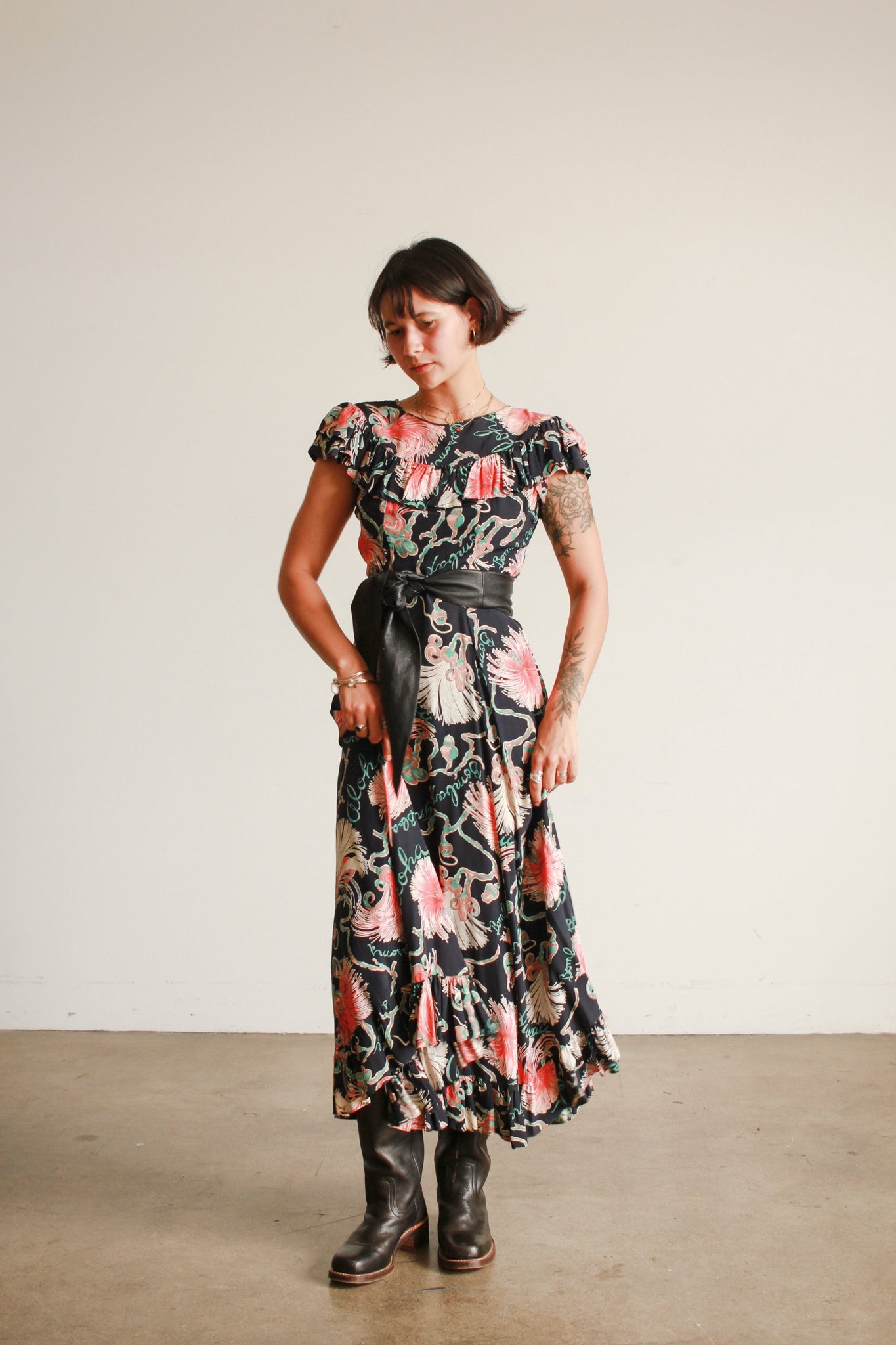 1940s Rare Kamehameha Hawaiian Rayon Dress