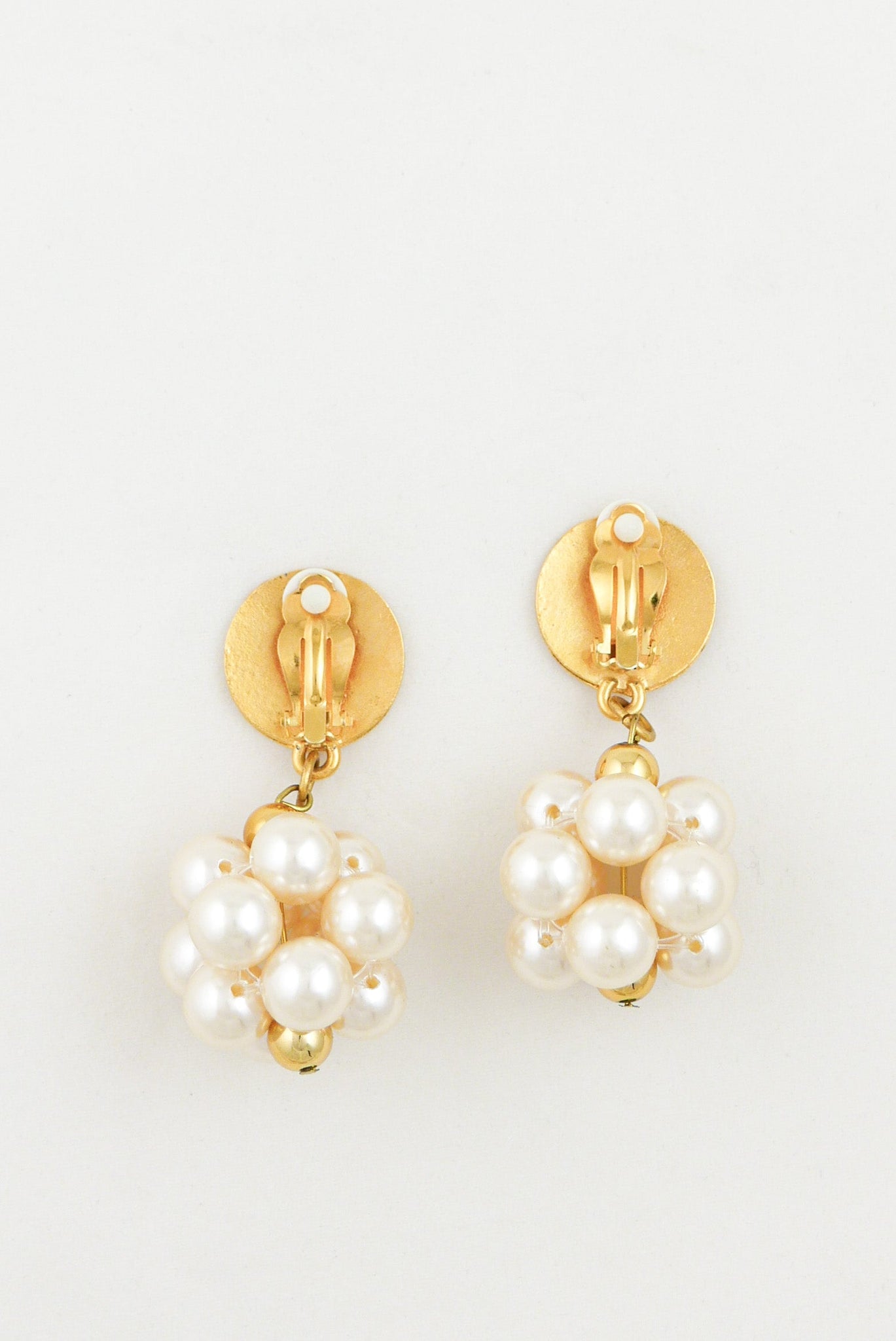 Moschino Bijoux Pearl Earrings