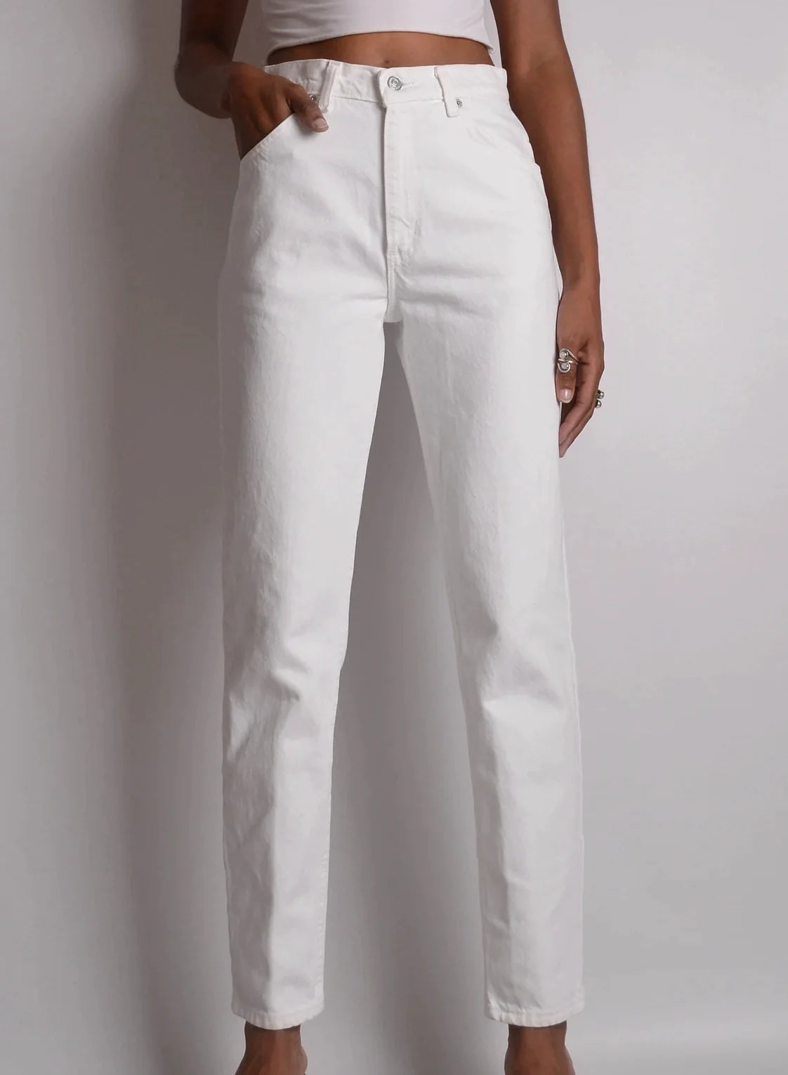Vintage White LEVI'S Slim Fit Jeans (28"W)