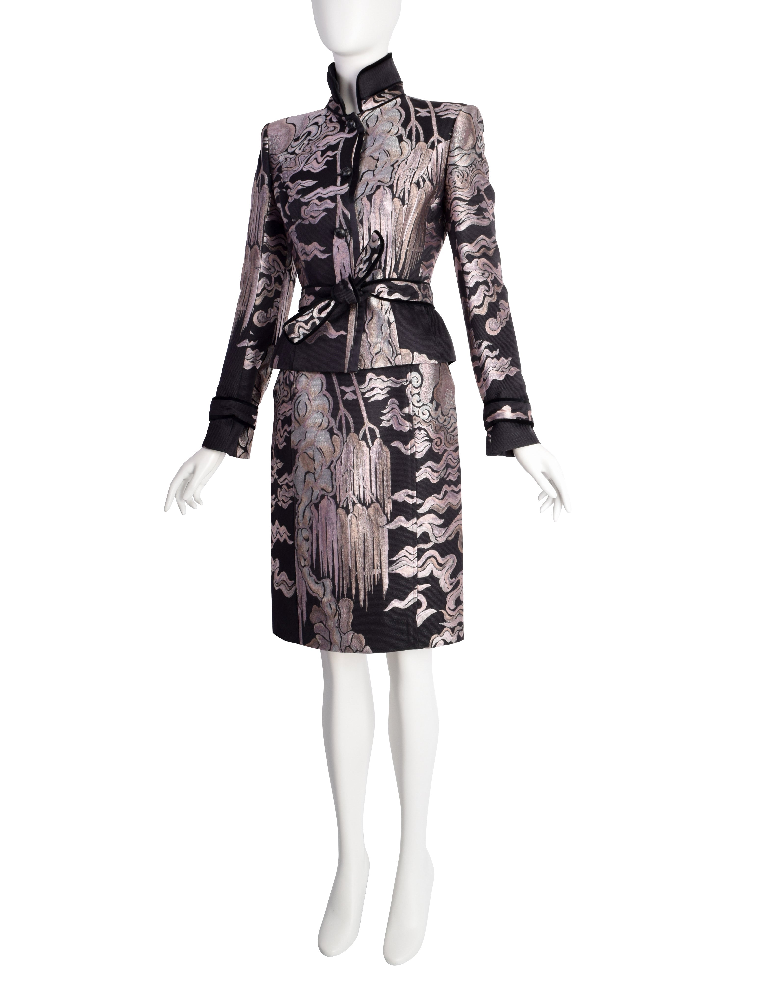 洋書 Yves Saint Laurent The UniverseofFashion Yves Saint Laurent: The Perfection of Style: Müller