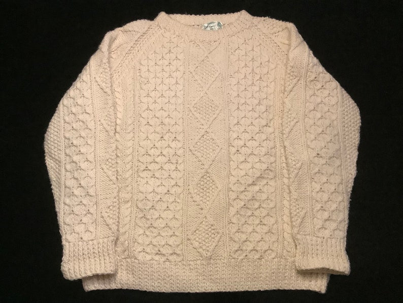 Knitwear Pure New Wool Size M White Wool Knitted Sweater 
