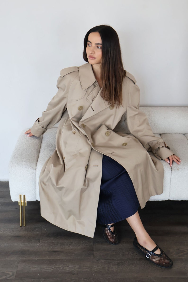 Aquascutum Trench Coat – Display Copy
