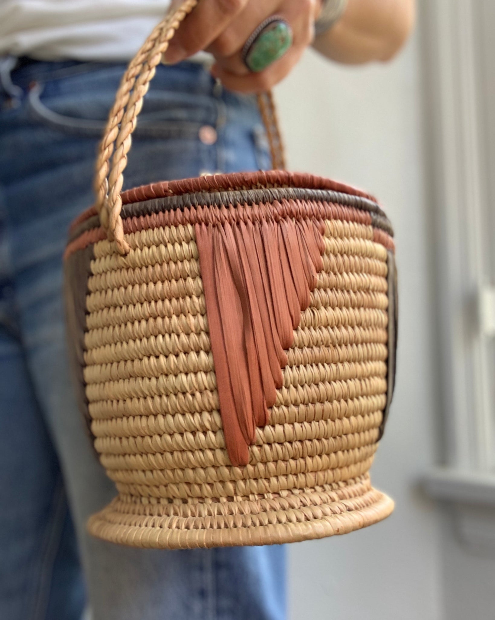 Handled Basket Purse