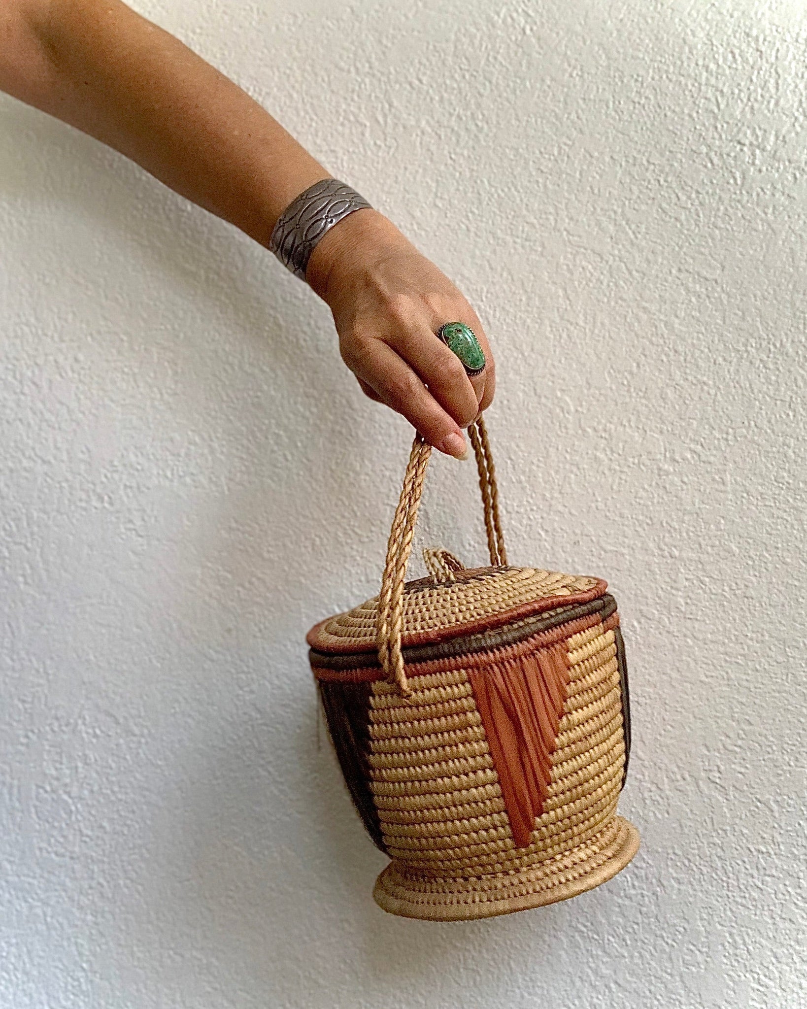 Handled Basket Purse