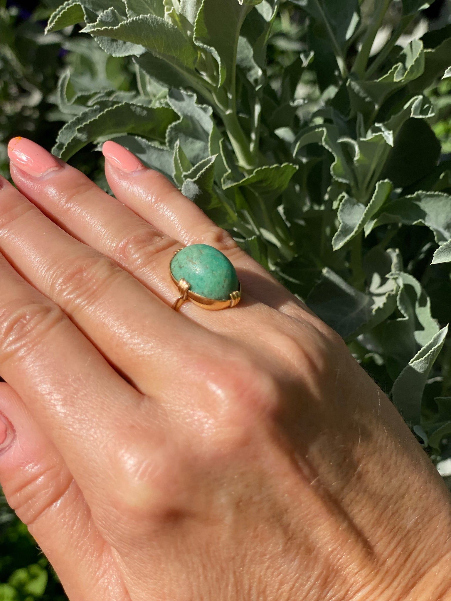 Antique Jade & 18k Gold Ring