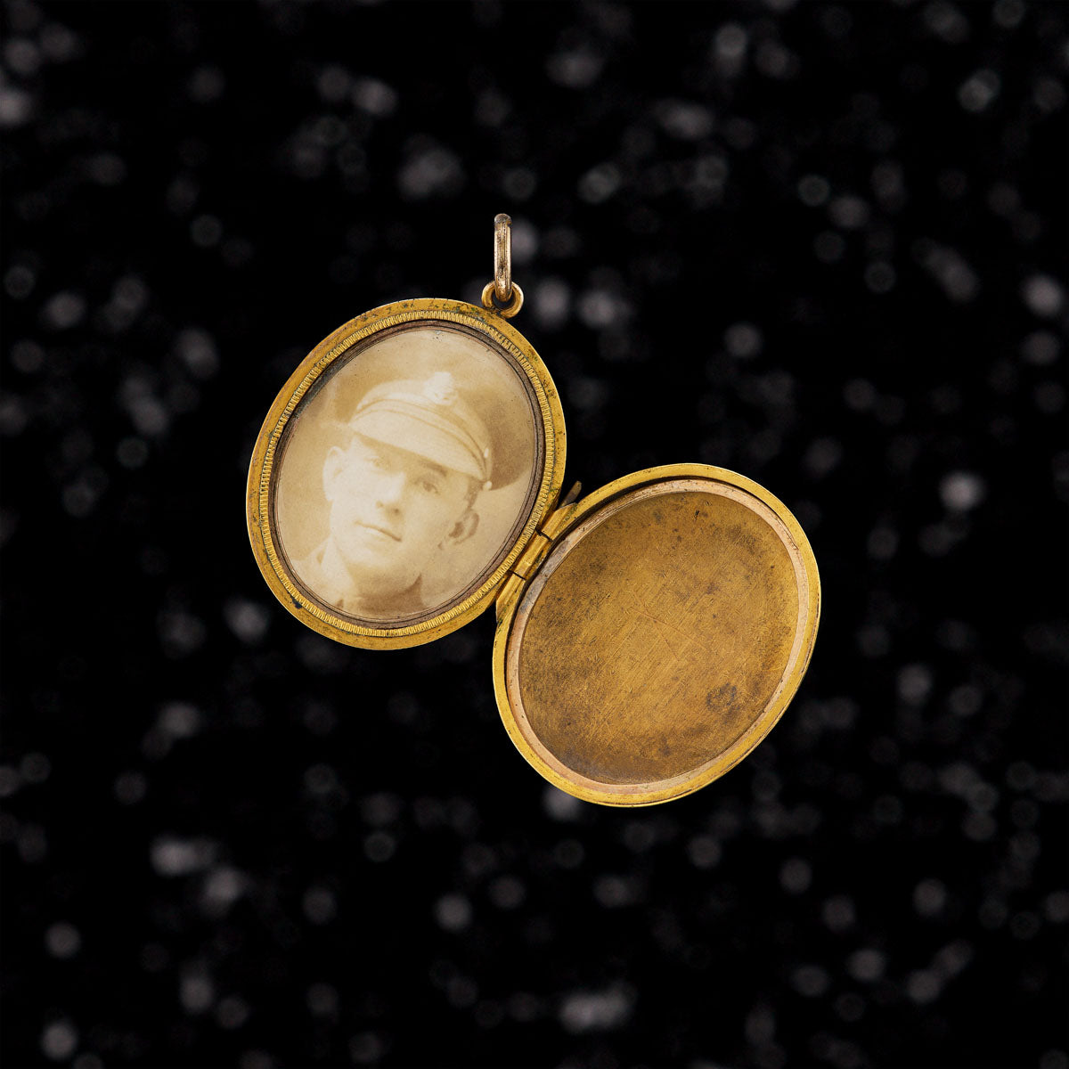 THE WW1 LOVE LOCKET