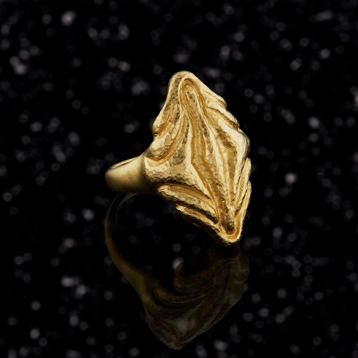 THE LALAOUNIS VULVA RING